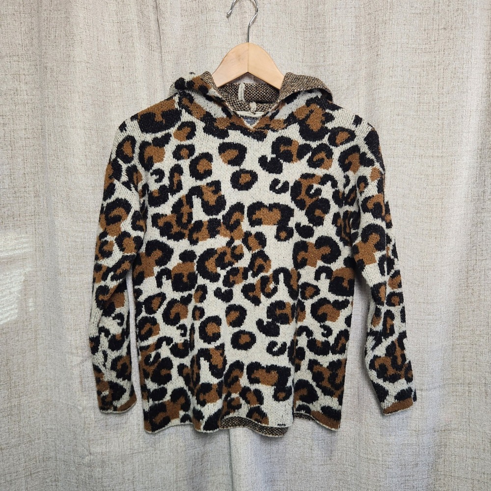Chelsea & Theodore Pullover Hooded‎ Sweater Women's XS Leopard Print Long Sleeve